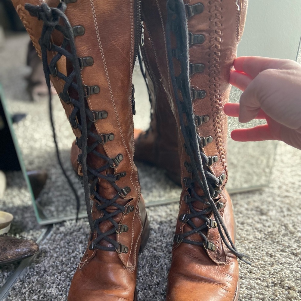 Bed Stu Tan Lace-Up Leather Boots
